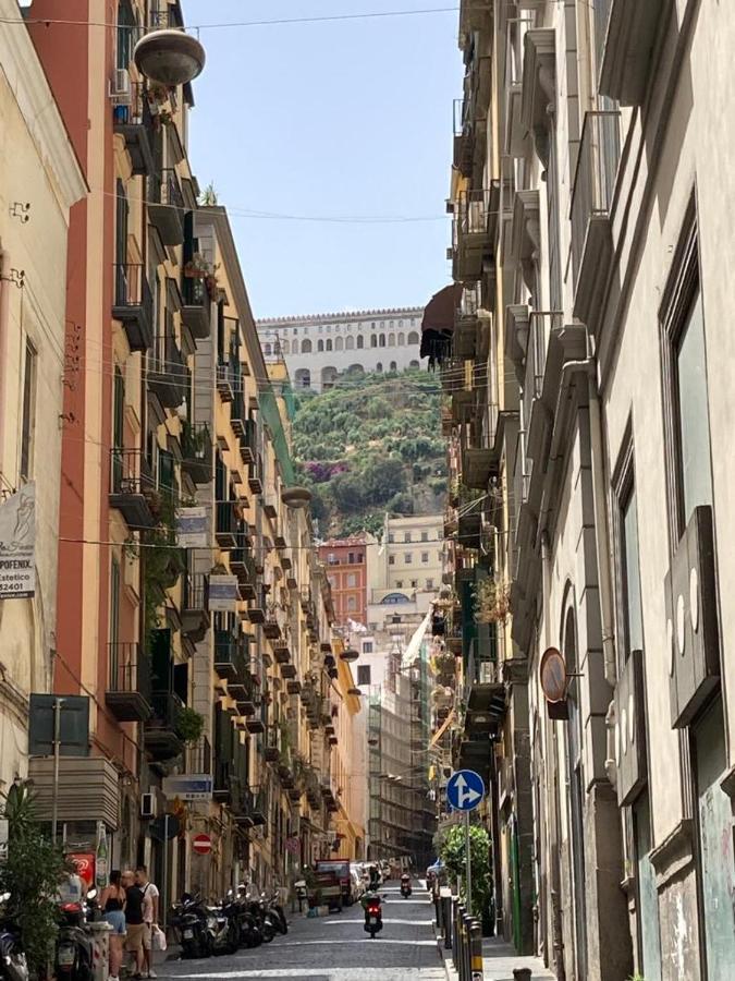 A Casa Di Nonna Ida, Nel Cuore Pulsante Di Napoli Экстерьер фото