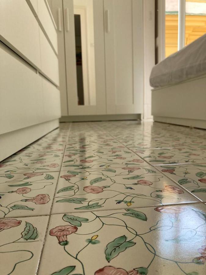 A Casa Di Nonna Ida, Nel Cuore Pulsante Di Napoli Экстерьер фото